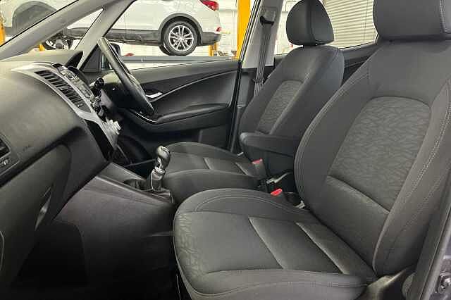 Hyundai IX20 1.6 SE Euro 6 5dr Grey