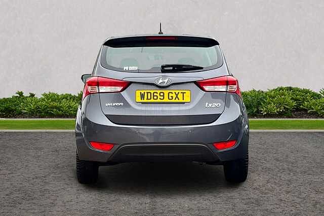 Hyundai IX20 1.6 SE Euro 6 5dr Grey
