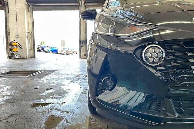 Hyundai I10 1.2 Premium Euro 6 (s/s) 5dr Black