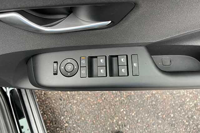 Hyundai KONA 1.0 T-GDi Advance Euro 6 (s/s) 5dr Abyss Black