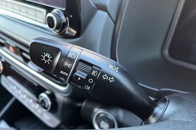 Hyundai KONA 1.0 T-GDi MHEV Premium Euro 6 (s/s) 5dr Red