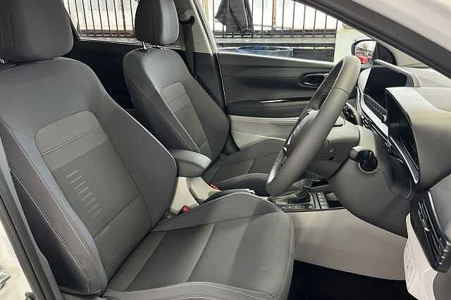 Hyundai BAYON 1.0 T-GDi Ultimate DCT Euro 6 (s/s) 5dr White