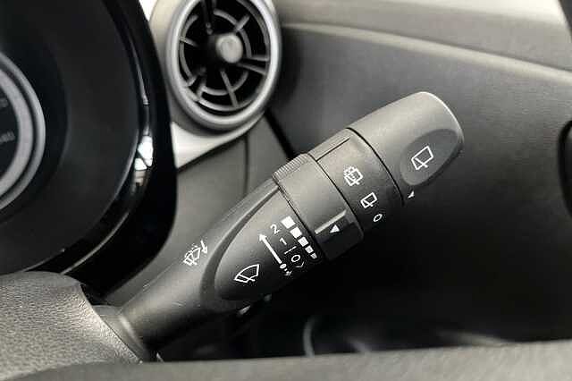 Hyundai I10 1.2 Premium Euro 6 (s/s) 5dr Blue