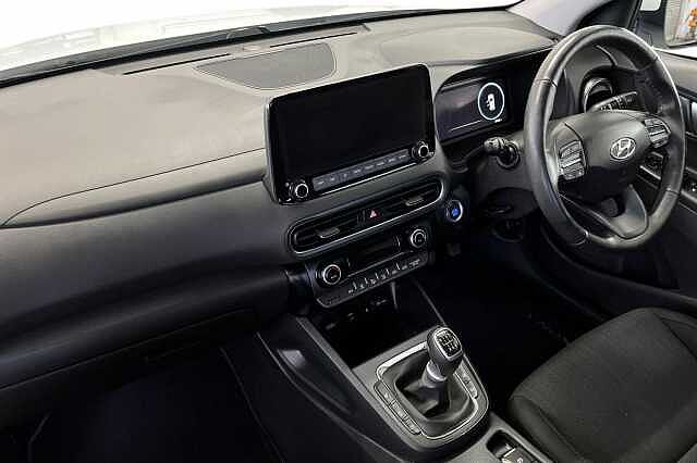 Hyundai KONA 1.0 T-GDi MHEV Premium Euro 6 (s/s) 5dr White