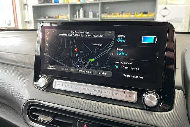 Hyundai KONA 39kWh Premium Auto 5dr (10.5kW Charger)