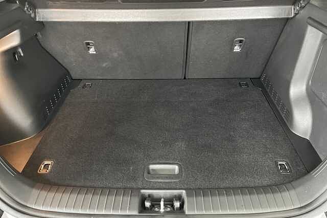 Hyundai KONA 39kWh Premium Auto 5dr (10.5kW Charger)