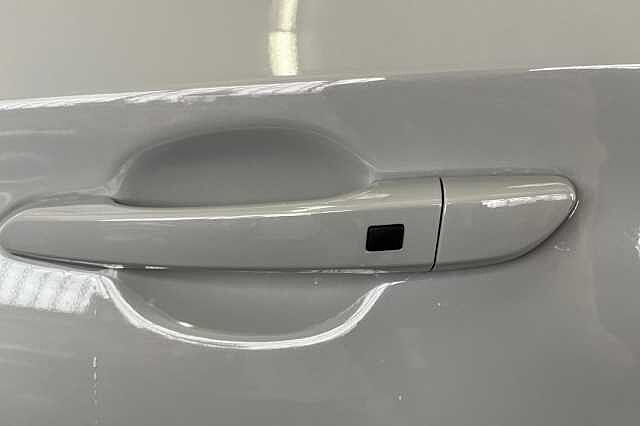 Hyundai KONA 39kWh Premium Auto 5dr (10.5kW Charger)