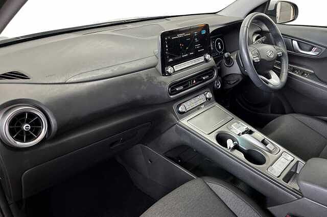 Hyundai KONA 39kWh Premium Auto 5dr (10.5kW Charger)