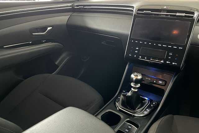 Hyundai TUCSON 1.6 T-GDi Premium Euro 6 (s/s) 5dr White