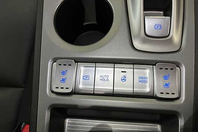 Hyundai KONA 64kWh Ultimate Auto 5dr (10.5kW Charger)