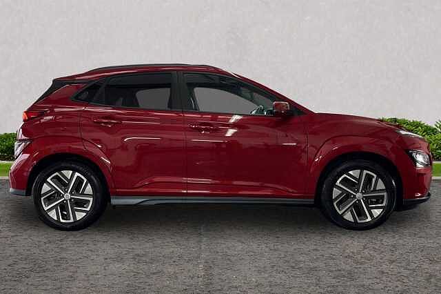 Hyundai KONA 64kWh Ultimate Auto 5dr (10.5kW Charger)