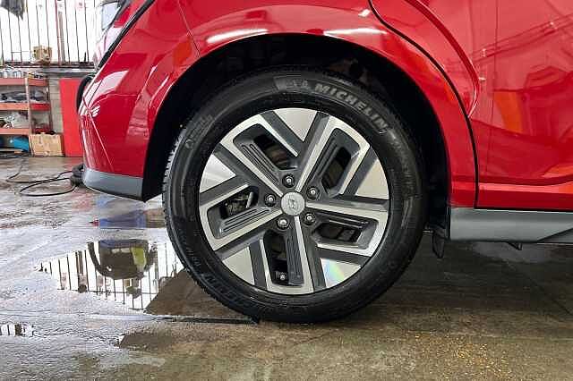 Hyundai KONA 64kWh Ultimate Auto 5dr (10.5kW Charger)