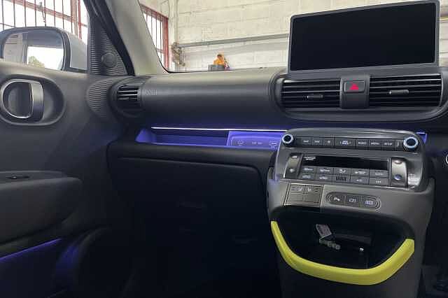 Hyundai INSTER Long Range 49kWh Cross Auto 5dr