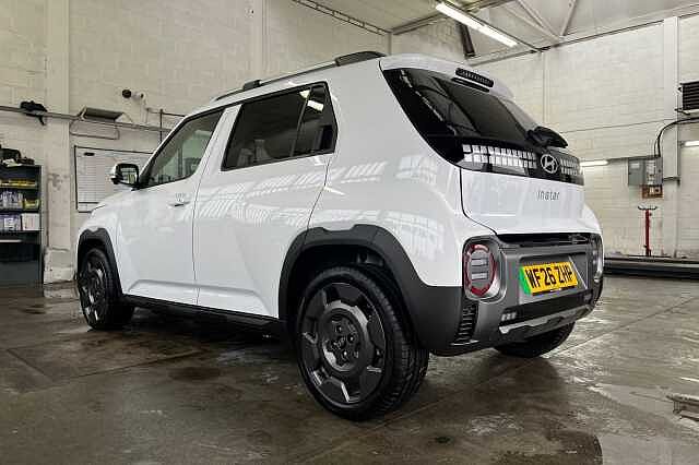 Hyundai INSTER Long Range 49kWh Cross Auto 5dr