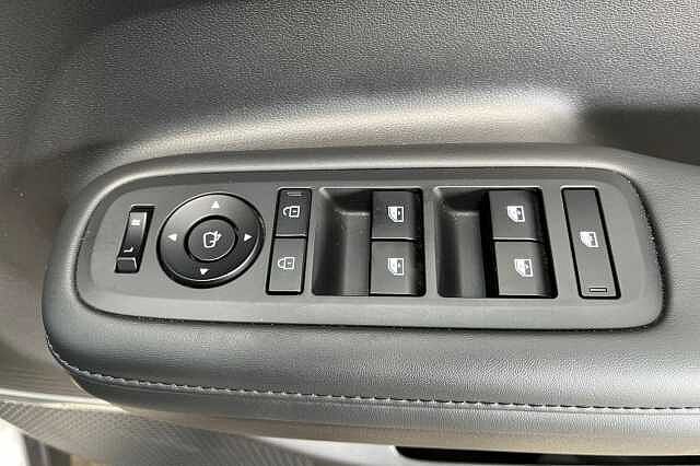 Hyundai Santa Fe 1.6 h T-GDi Ultimate Auto 4WD Euro 6 (s/s) 5dr (7Seat)