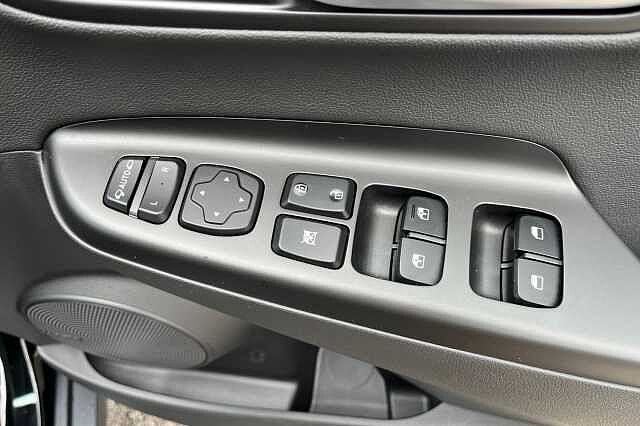 Hyundai KONA 64kWh Ultimate Auto 5dr (10.5kW Charger)