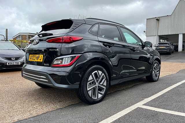 Hyundai KONA 64kWh Ultimate Auto 5dr (10.5kW Charger)